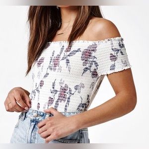Kendall and Kylie Off Shoulder Crop Top Size L